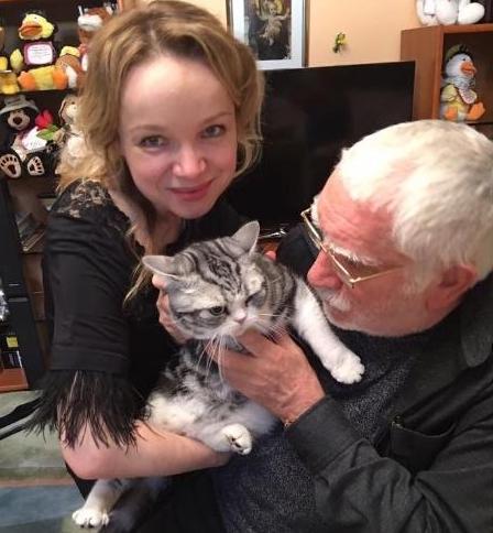 На разводе Армена Джигарханяна удалось заработать многим