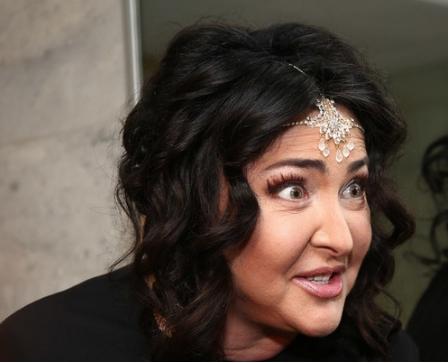 Лолиту обвинили в попытке расправы