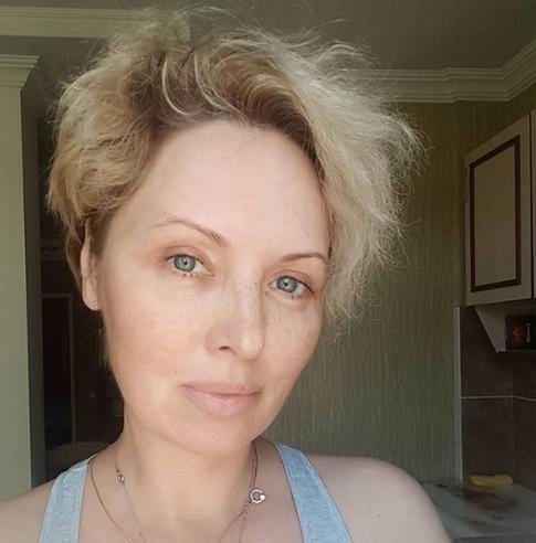 Ксенофонтова уличила мужа в изменах