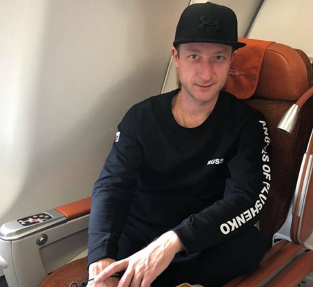 Евгений Плющенко отменил выступления из-за тяжелой травмы