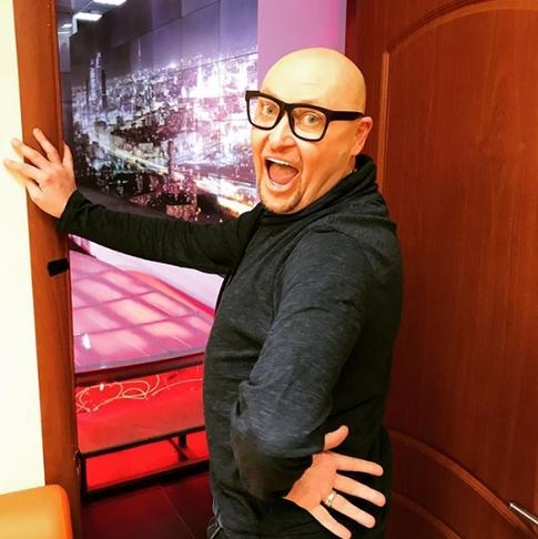 Пел за еду и жил с проституткой: Шура вспомнил период начала своей карьеры