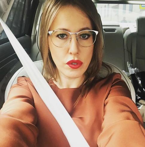 Подписчики высмеяли Собчак за незнание школьной программы