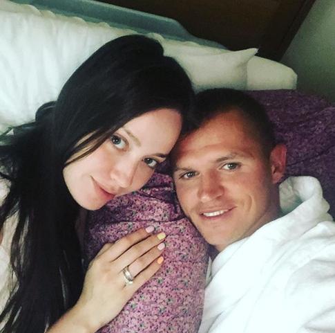 Дмитрий Тарасов стал отцом во второй раз