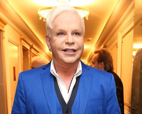 Борис Моисеев закатывает истерики папарацци