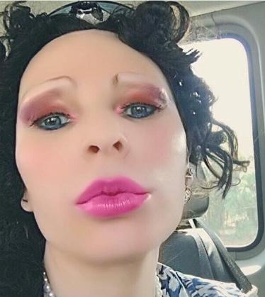 Агузарова разделась в поддержку российской сборной