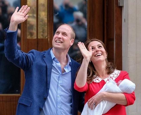 В Сети появились первые фото младшего сына принца Уильяма и Кейт Миддлтон