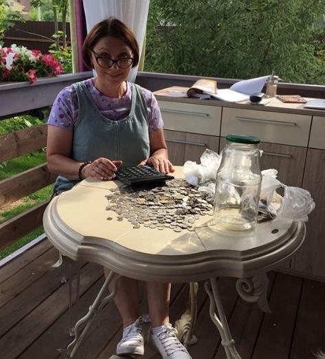 Сябитова посмеялась над размером своей пенсии