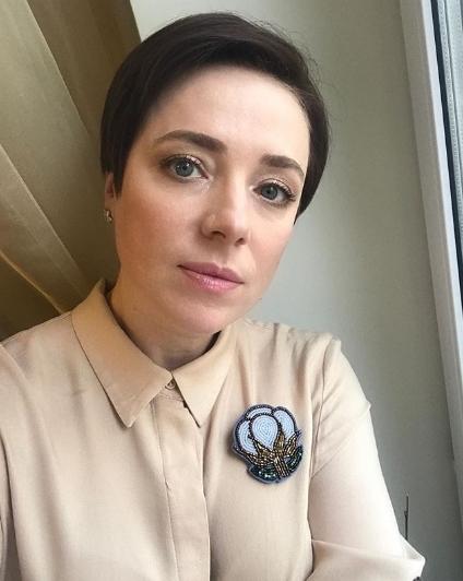 Маленькую дочь Тутты Ларсен сравнивают со звездой «Игры престолов»