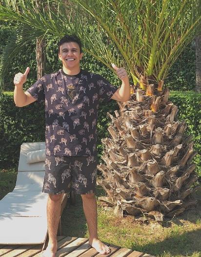 Певец и блогер Subo потерял сознание от укуса медузы на Бали