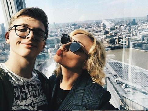 Сын Орбакайте защитил диплом в британском университете