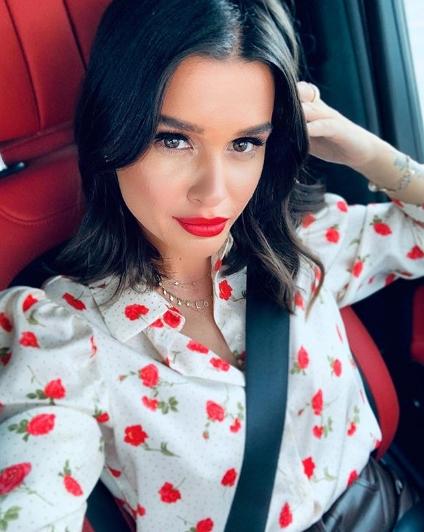 Бородина показалась подписчикам без макияжа и фильтров