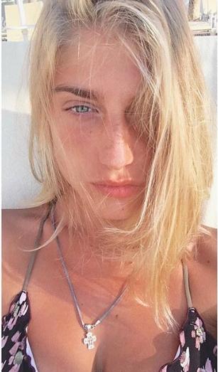 Нинидзе спела хит «Ласкового мая» с дочкой Виторгана