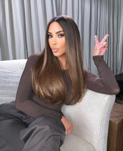 Ким Кардашьян с сестрой покрестились в Армении и получили новые имена