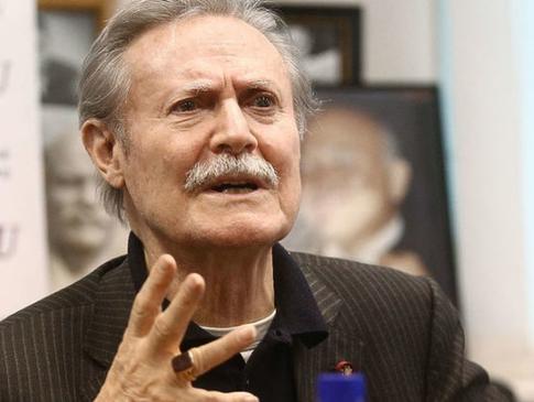 В Малом театре прокомментировали состояние Юрия Соломина