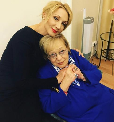 «Ну все, раздевайся!»: удивительные случаи из жизни Галины Волчек