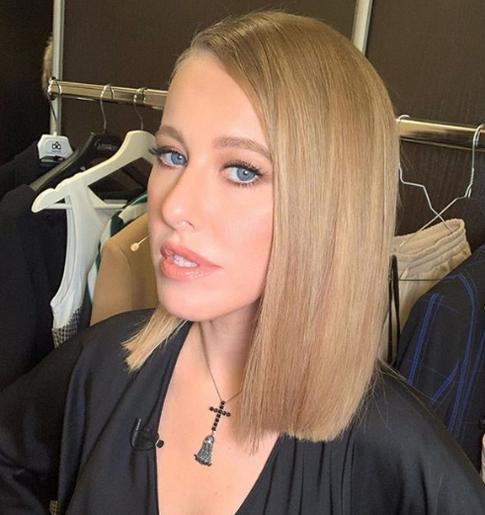 «Сильная, своенравная. Глыба»: Собчак почтила память Галины Волчек