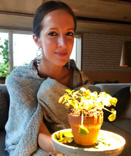 Матильда Шнурова изменила прическу