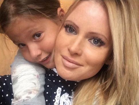 Дочь прокомментировала драку с Даной Борисовой