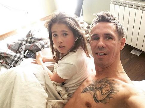 Панин хочет лишить экс-супругу родительских прав