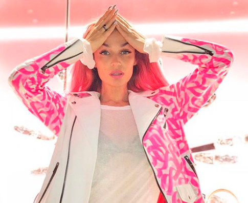 Ясновидящая: «У Водонаевой будет еще одна пропажа драгоценностей»