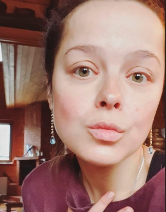 Звезда Comedy Woman Наталия Медведева поделилась архивным беременным фото