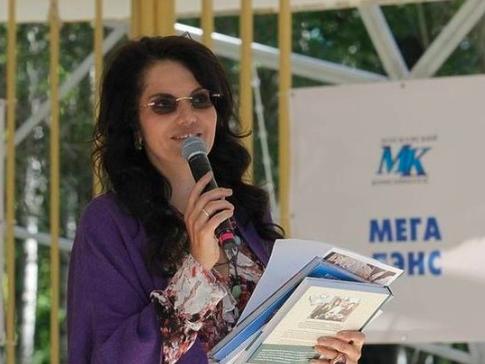 На сцену конкурса «Голос детства» в Королеве вышли Нина Шацкая и Алла Рид