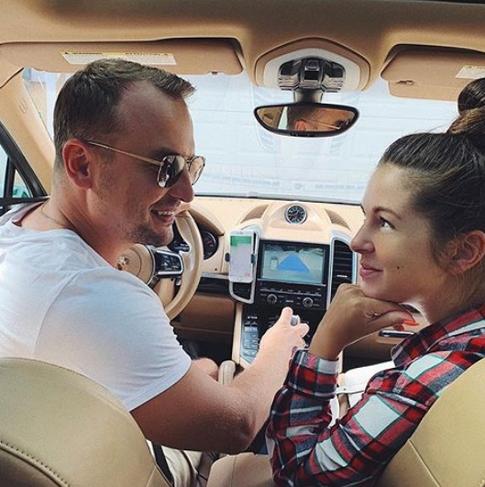 Игорь Сивов опубликовал фото Нюши без макияжа