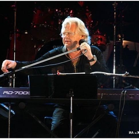 Антонов поднял настроение поклонникам