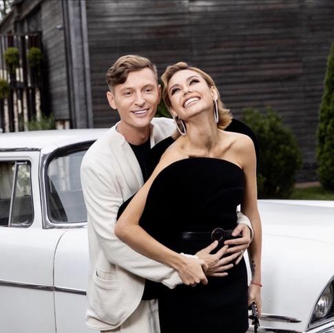 Утяшева и Воля поздравили друг друга с 8-летней годовщиной