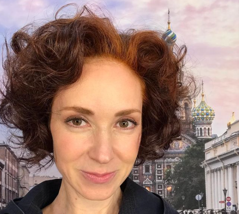 «Невозможно отказаться»: Большова объяснила свое участие в постановке МХАТа