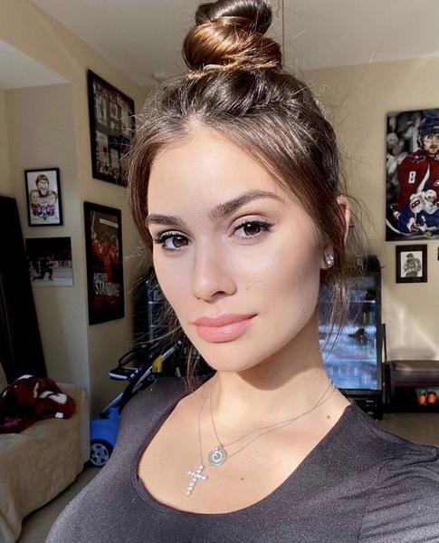 Шубская впервые показала лицо младшего сына