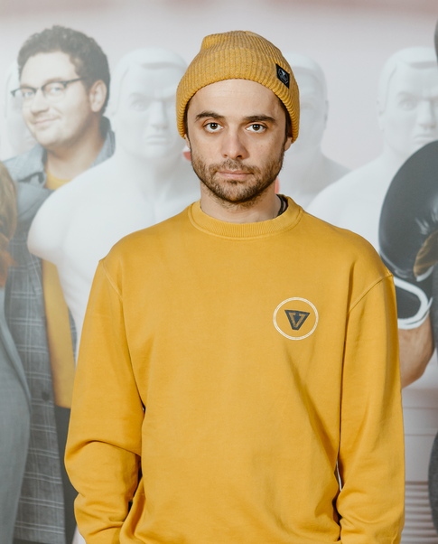 Илья Глинников: «Романтика, как и юмор, должна быть с кулаками»