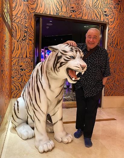 «Не ваше дело»: Петросян прокомментировал слухи о пополнении в семье