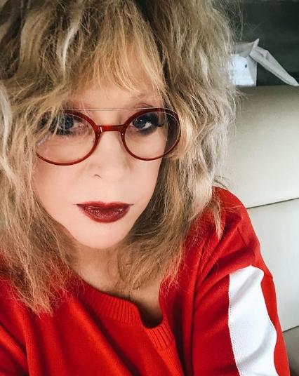 Звезды поздравляют Пугачеву с 71-летием