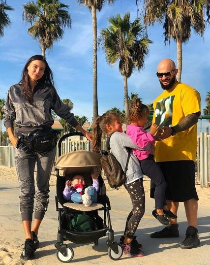 Джиган воссоединился с семьей на дне рождения жены и дочки