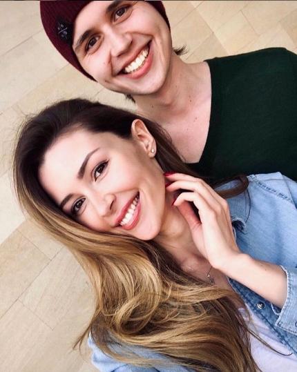 Дочь Заворотнюк выложила видео празднования Пасхи