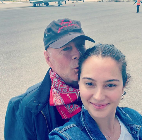 Полная гармония: звездные пары, которых не смущает разница в возрасте