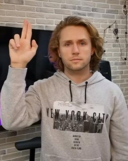 Соколовскому приписывают связь с финалисткой кастинга в Serebro