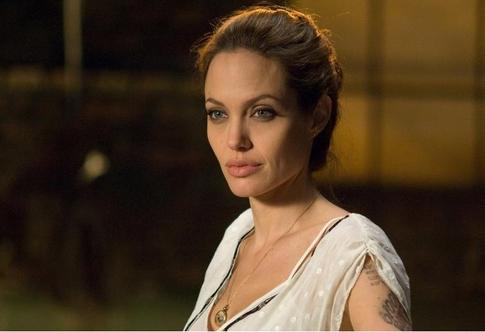 Джоли запретила Питту знакомить дочь со своими пассиями