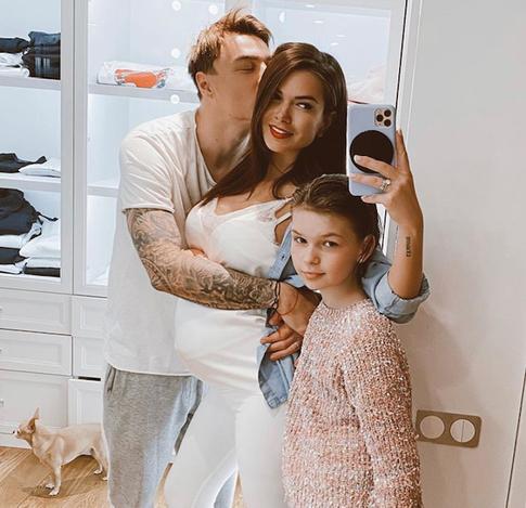 «Я этого точно не переживу»: Катя Жужа боится переходного возраста дочери