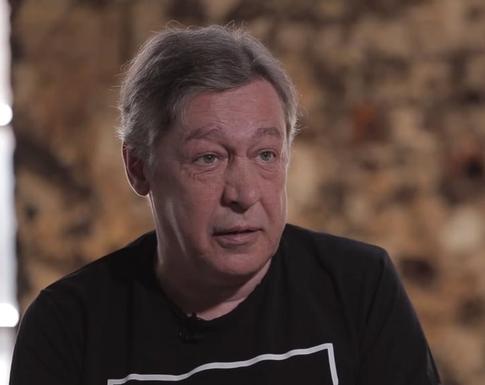 Врачи назвали причину гибели пострадавшего в ДТП с Ефремовым водителя фургона