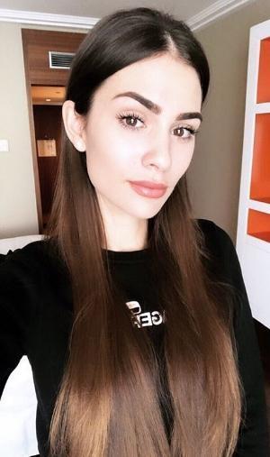 Жена Александра Овечкина показала двухмесячного сына