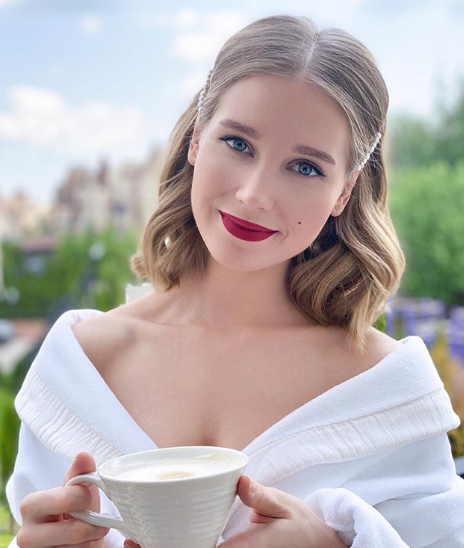 Кристина Асмус: «Я ничего не делала со своим лицом!»