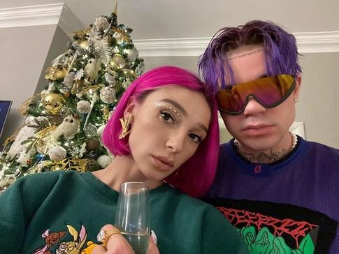 Часы за 7 миллионов: Настя Ивлеева балует мужа роскошными подарками