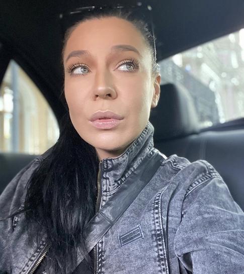 Анна Плетнева опубликовала архивные фото с Елкой