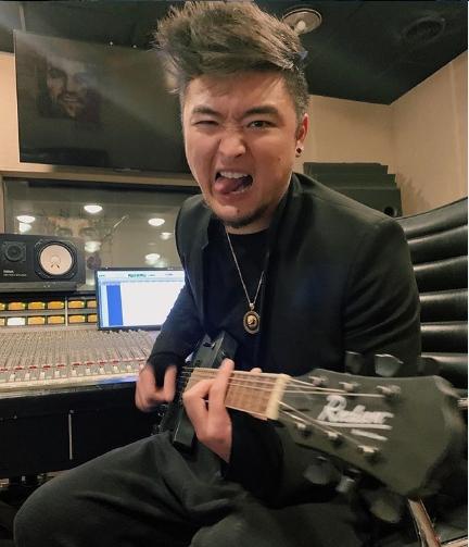 СМИ: Анатолий Цой 10 лет скрывал от публики свою семью