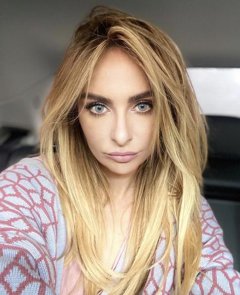 Варнава поделилась личными подробностями о романе с Хрусталевым