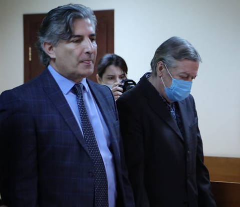 Адвокат попросил для Ефремова четыре года условно
