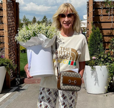 Что носит Оксана Пушкина: изучаем сумки