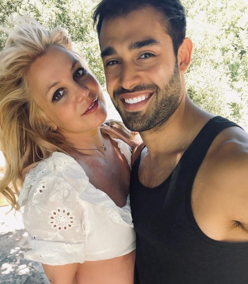 Спортсмен, иранец и просто красавец: что мы знаем о будущем муже Бритни Спирс